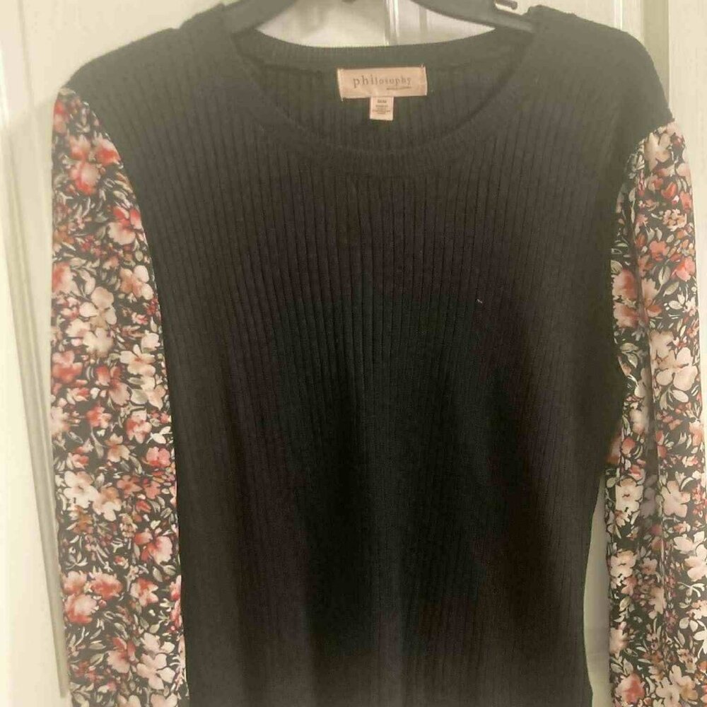 Philosophy Knit shirt with floral sleeves